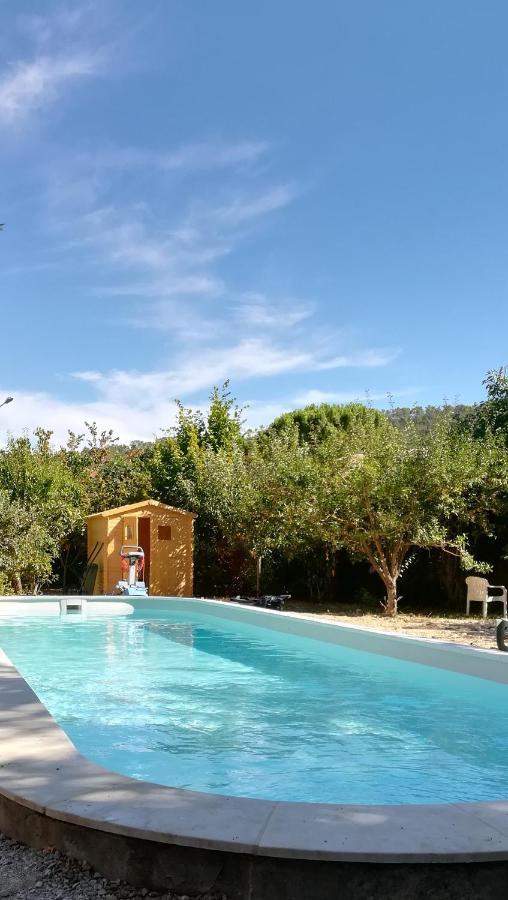 Bed and Breakfast Lolifan En Provence Бриньоль Экстерьер фото